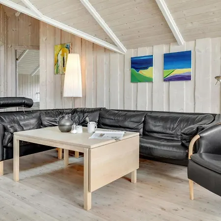 Holiday home Annvy - 200m From The Sea In Se Jutland By Interhome Sarup