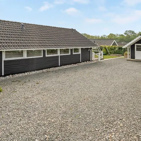 Holiday home Annvy - 200m From The Sea In Se Jutland By Interhome