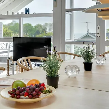 Annvy - 200m From The Sea By Interhome Feriehus